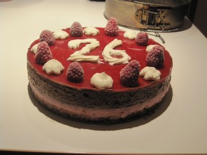 Entremet framboise chocolat pour 8 personnes - Recettes - Elle à Table