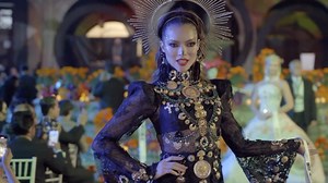 Revive la magia de SEYTÚ en la Gala de las Catrinas de Miss Universe ✨ La semana pasada, 130 reinas de Miss Universo brillaron con looks inspirados en el Día de Muertos, celebrando la elegancia y la fuerza de la cultura mexicana. 💀🌺 SEYTÚ, patrocinador oficial, sigue realzando la belleza de las misses. ¡Mira el recap de esta noche única! 💄✨ ¿Listos para conocer a la gran ganadora el día 16 de noviembre? #SEYTÚxMU | Omnilife México