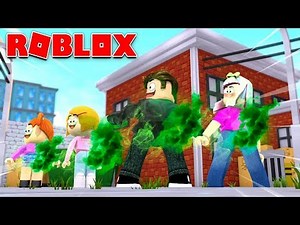 Zombie Roblox Family Play Fart Attack Game!