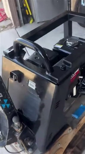 Plate compactor Mikasa #construction #constructionmachinery