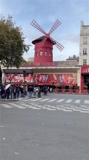 The legendary Moulin Rouge in Paris 1889