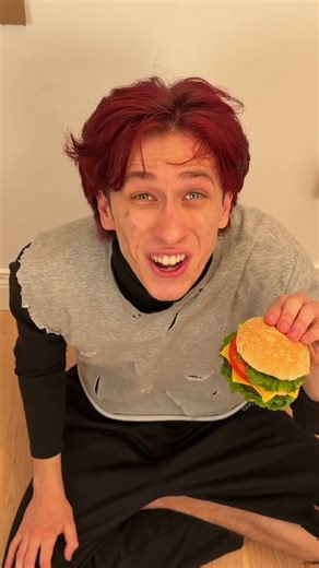 Poor BF vs Rich GF begging for food 😭🙏