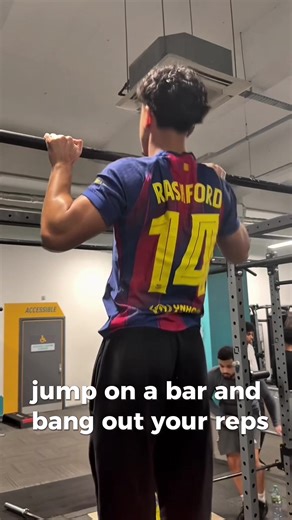 Effective Calisthenics Workout with Pull-ups and Dips