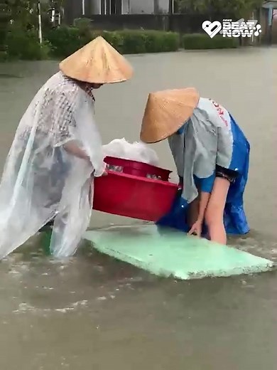 75K views · 1.2K reactions | Mấy ông nào lụt lội mà hành vk đi mua bia đây nữa  Video: Đình Nghĩa | BEAT NOW | Facebook