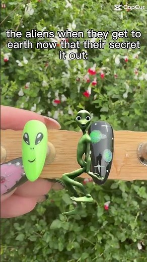 👽💅 Alien Nail Art | Cute Green Alien Press On Nails Design | DIY Nail Inspo