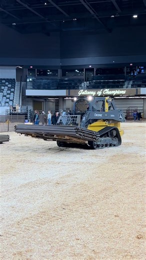 From wrestling to a cattle show in less than a day!👏 Our first flip in OG E is complete, and our first shows are underway.🤩 | Cattlemen's Congress