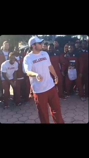 Learn How to Dougie Dance with John Wall