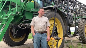 Tim Dotterer, Bloomfield, IA, switched from spring NH3 to a split application with 360 BANDIT and 360 Y-DROP. He likes the late season flexibility and saw a significant yield increase in his test plots from the combination. | 360 Yield Center