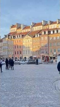 Sightseeing in Warsaw Old Town, Poland 🇵🇱