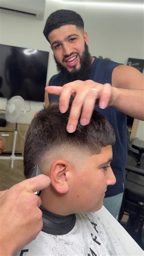 Master the Art of Fades: Become a Barber in 12 Sessions