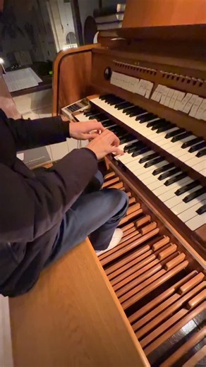 This might be my favorite Christmas hymn ever - Part 2! 🤩 #organ #church #kirche #churchorgan #organistsofinstagram organist orgue opera classical classic musik music comeallyefaithful adestefideles | Paul Fey - Organist & Composer