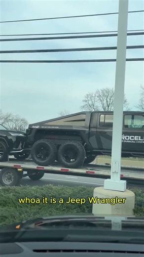 6-WHEELED Jeep Wrangler Monster! 😱 Crazy Custom Build