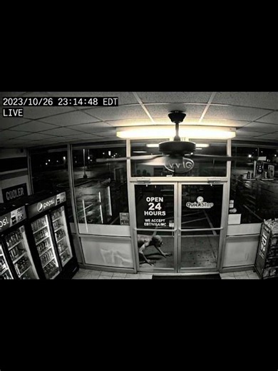 Real Or Fake? Store Security Camera Captures Unexplainable Creature 😱