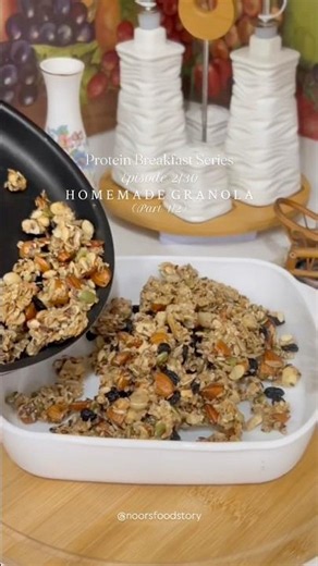 Homemade Granola Recipe|Healthy Oats Nuts & Seeds Granola with Honey. 🍯#quick #yt #fyp #viral