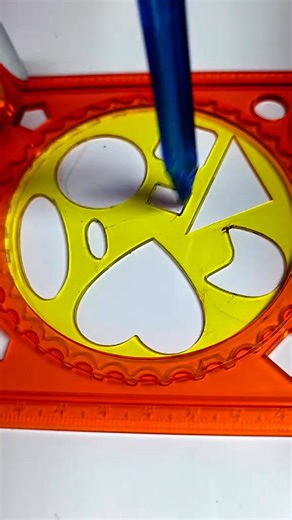 89K views · 286 reactions | Spirograph drawing - New tool, new patterns #spirographshr #asmr #art #satisfying #usa #spirographart #spirograph | Entertainment Hub | Facebook