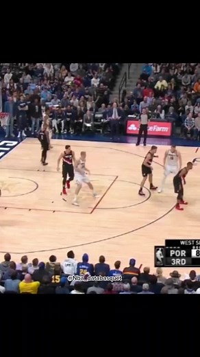 Ufff, la mejor bandeja. ¿Que dicen? #basquet #basketball #baloncesto #basquetbol