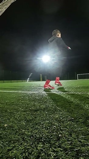 Training Returns!! #kiangk #anotherbrickinthewall #goalkeeper #goalkeeping #gkunion