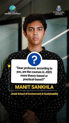 離 Can a course be both rooted in theory and shaped by the real...