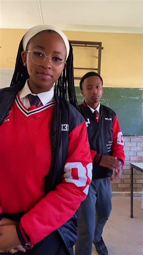 I love this challenge but unfortunately I can’t dance.😭🔥🔥🔥🔥#potgieterliso #grade12 #schoolcontent #viral_video #fyp @Bella.🤍