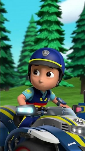 Rubble and Ryder stop the runaway train! 🚆 with PAW Patrol