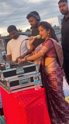 #c#sound #viral #djalok #kolhapur #viralvideo #love #queen #karadchi #djsound #dj #remix