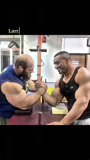 Andrey Smaev vs Larry Wheels #armwrestling #shorts