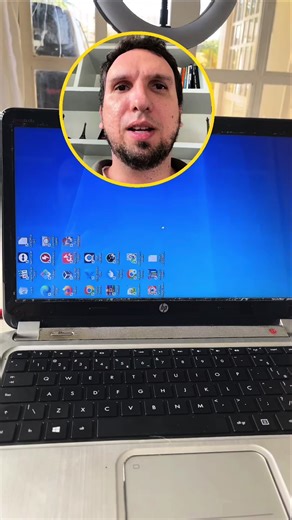 Quer virar a tela do seu PC de maneira rápida e fácil? 🤔💻 Neste vídeo, mostro duas maneiras de fazer isso: com um simples atalho de teclado e ajustando as configurações de exibição! Perfeito para monitores giratórios ou para surpreender seus amigos! 😄🔄 #informatica #Personalização #PCTips