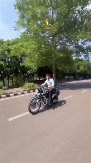 “Bullet 😎 sound Road vibes 🔥 ” 🔥 “ये Green Bullet नहीं… Royal Attitude है 💚🔥”Emerald Green