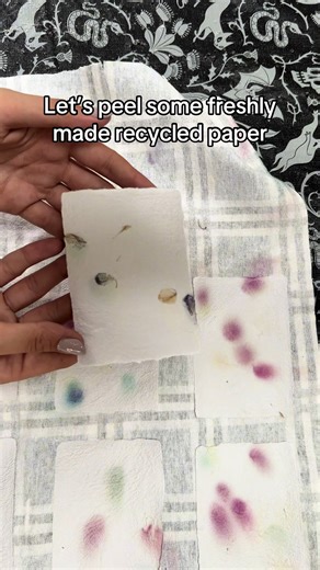 Love the satisfying peelies 🥰 #papercraft #fyp #satisfying #artist #paper