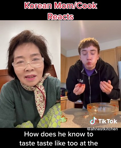 #duet with @logagm he’s invited to the potluck. #kimchi #kimchirecipe #koreanmom #koreanmomcooks #koreanfood