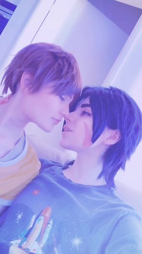 Time to simp @josieintherye #cosplay #voltron #voltroncosplay #klance #klancecosplay #keithkogane #lancemcclain #keithcosplay #lancecosplay