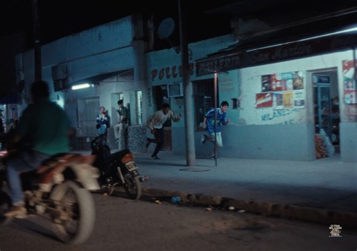 Teresa Carril on Instagram: "Recap del Full album La Vida Era Más Corta de @milo.j 🇦🇷 Una pequeña película para la que tuve el placer de hacer el guion, la dirección de dos de sus piezas y asistencia creativa del proyecto entero. En orden: Bajo de la piel, Niño, Lucía, Recordé, La vida era más corta, Luciérnagas & Jangadero. Dirección creativa @ga.lo.pe Director @nacho.a.villar (@brbrfilms) Directora “Bajo de la piel” y “Luciérnagas” @teresacarrilm Idea original @nacho.a.villar (@brbrfilms) Pr