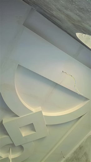 Stunning Celling Designs for Your Hall