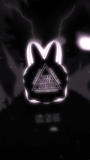 Experience Hard Tekk with Headphones