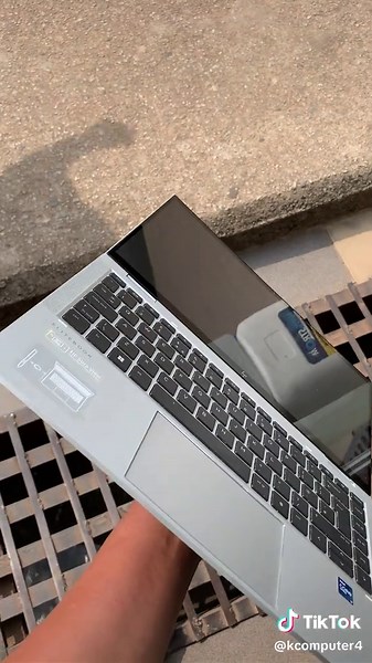 Hp EliteBook 1040 G8 Review: Powerful Touchscreen Laptop