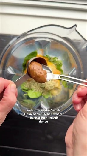 A green protein smoothie that doesn’t taste like sawdust? Sign me up 🥬 Welcome to Day 3 of the