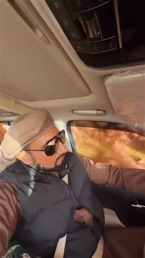 EarthPix 🌎 Travel on Instagram: "@matti5376 shows us how to properly desert ride! 😅"