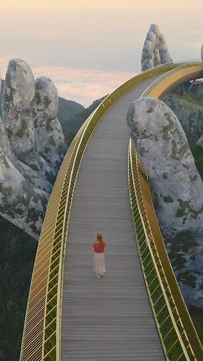 Vietnam, Thailand, Singapore & more. New countries to explore with our inaugural Asia voyages debuting Winter 2025 | The Ritz-Carlton Yacht Collection