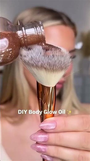 diy body glow oil زيت لامع للجسم باسهل طريقة 🦋✨️#glowup #glowingskin #fypage