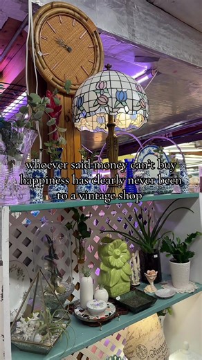 Why Vintage Shopping is a Budget Buster