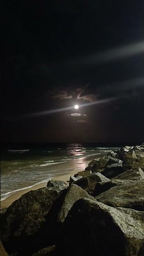 Noite de Lua Cheia na Praia do Cabo Branco | O Mar Iluminado pela Lua