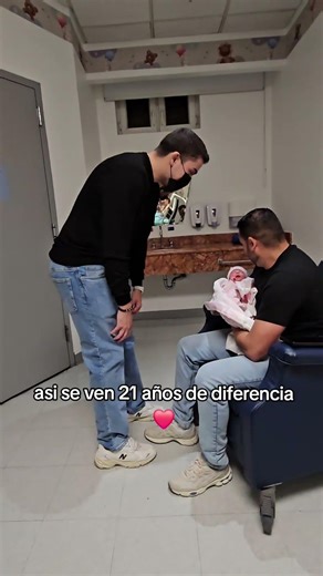 ⏳👬 21 AÑOS DE DIFERENCIA ENTRE HERMANOS… Y ASÍ SE VE 👬⏳