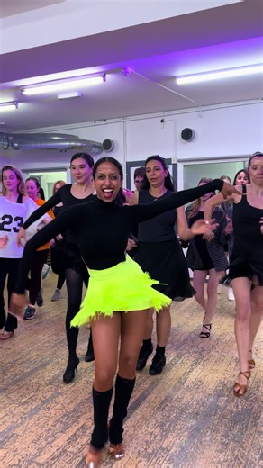 Join Our Latin Ballroom Dance Classes in London