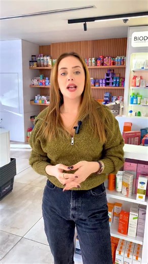 Cracks at the corners of your lips? 👄 Let’s talk angular cheilitis, its causes, and the right treatment. | The Capsule Store