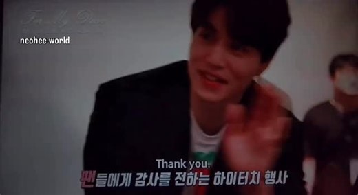 ✨NEOHEE WORLD✨ on Instagram: "…… In the past I have funny experiences hi touch with oppa in Singapore, Jakarta and Taiwan in 2017.. I thought I will never have chance hi touch with him in Manila .. because in Manila has Hi Bye. Apparently got high touch with oppa after photo session 🙌🏻🤣 I still remember his funny smile and his eyes in Singapore and Taiwan despite already 8 years Oppa’s hand soft again 🤣🤣 I lost video hi touch Taiwan there is somewhere in my handphone but I cannot find it wh