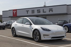 Tesla's Worst Performing Markets As Global Sales Plummet