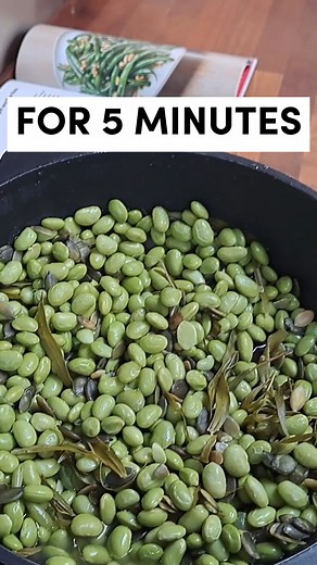 My healthy edamame recipe - Super Easy in less than 5 minutes Hello!...