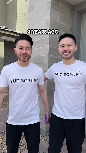 We got your back! 🫧 And everywhere else 😉 It's time to upgrade your shower routine and give your back the BEST clean ever, effortlessly ✨ #sudscrub #bodyscrubber #extenderhandle