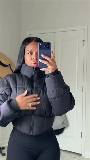 Cropped Puffer Season 🤏🏾 #puffer #pufferjacket #falljackets #winterjacket