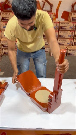 Ankit 🌼Geetanjali | Wooden Roti Maker #rotimaker #woodenrotimaker #rotimachine #kitchenware #kitchenequipment #kitchenaccessories #reels #streetfood... | Instagram